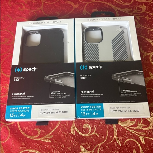 Speck Black and Gray iPhone 6,5 2019 Pro Cases Dual-Layer Protection - Picture 2 of 6